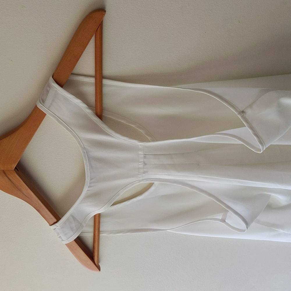 American Rag Racerback Tank Top Size (M) White Sleeveless Blouse - Picture 6 of 8